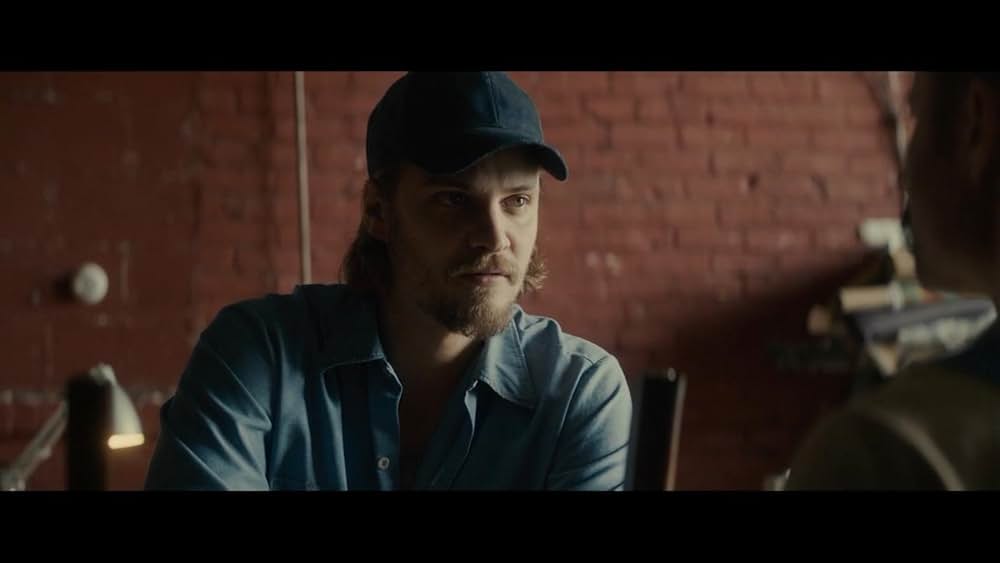 Into the Ashes（原題）の画像