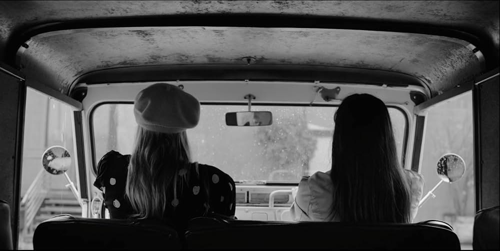 In Her Name（原題）の画像