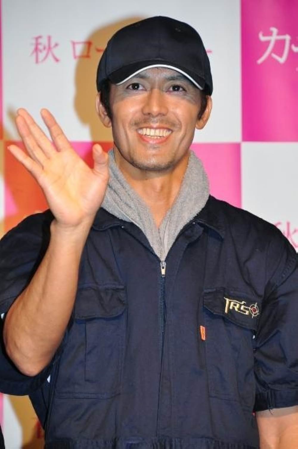 カラスの親指の画像