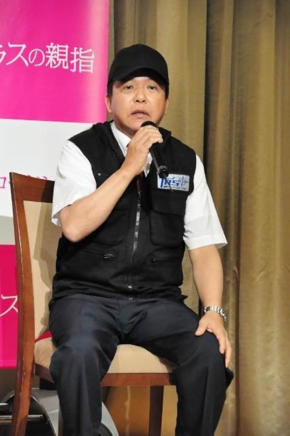 カラスの親指の画像