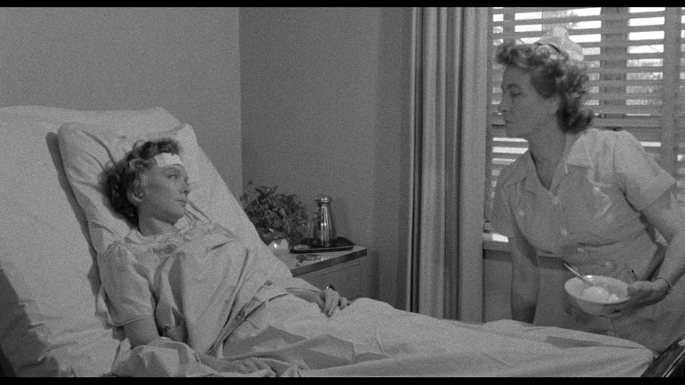 The Savage Eye（原題）の画像