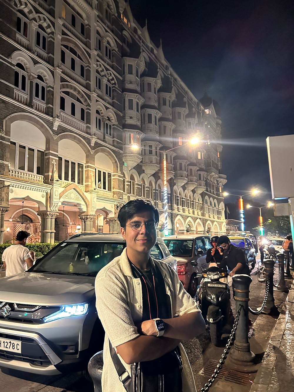 ブルカの中の口紅の画像