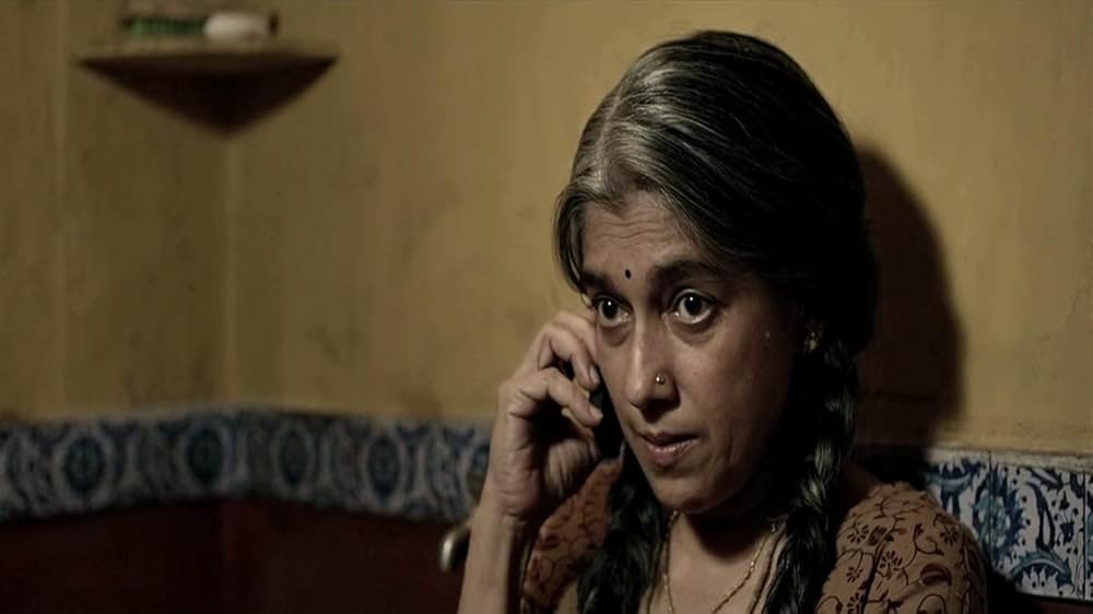 ブルカの中の口紅の画像