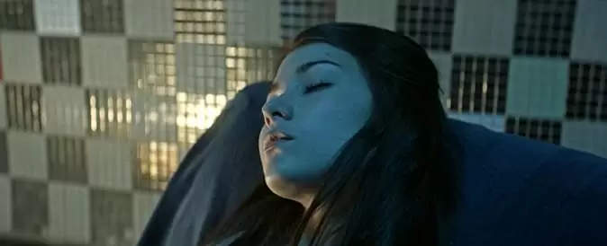 レベル16 服従の少女たちの画像