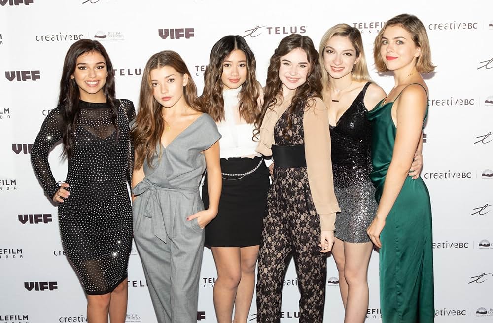 レベル16 服従の少女たちの画像