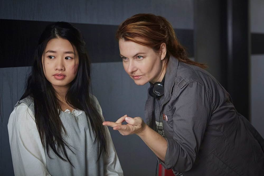 レベル16 服従の少女たちの画像