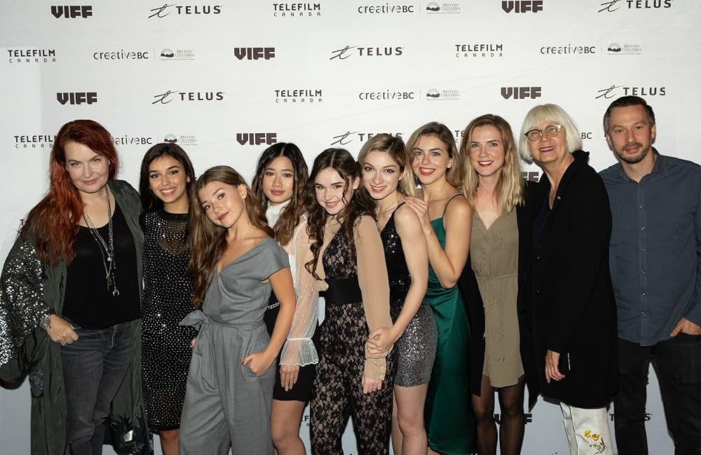 レベル16 服従の少女たちの画像