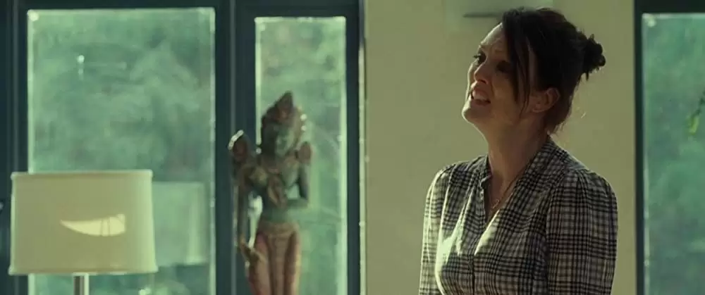 「メイジーの瞳」ジュリアン・ムーアの画像