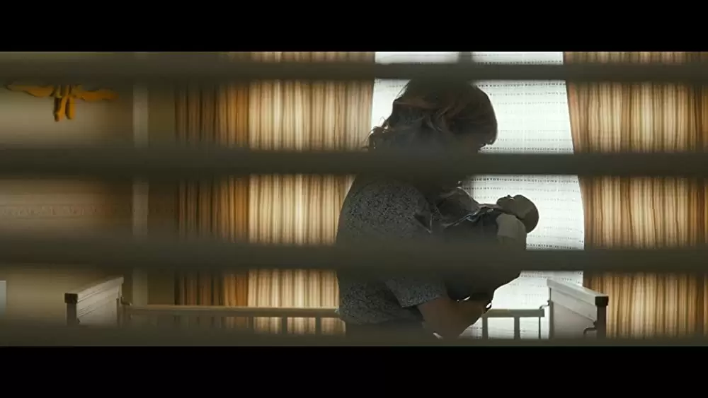 「ヴィランズ」キーラ・セジウィックの画像