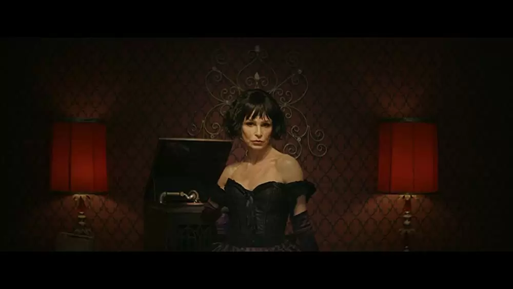 「ヴィランズ」キーラ・セジウィックの画像