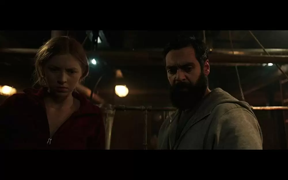 「シー・フィーバー 深海の怪物」Ardalan Esmaili & ハーマイオニー・コーフィールドの画像