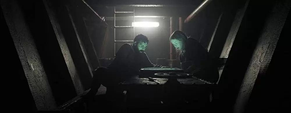 「シー・フィーバー 深海の怪物」Ardalan Esmaili & ハーマイオニー・コーフィールドの画像