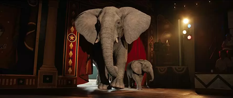 「ゴリラのアイヴァン」アンジェリーナ・ジョリー & ブルックリン・プリンスの画像