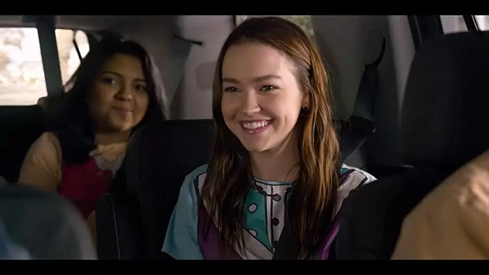 「スリープオーバー 夜の大冒険」Cree Cicchino & セイディ・スタンリーの画像