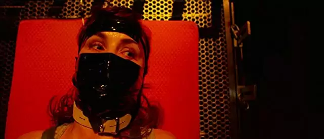 「ラプチャー 破裂」ノオミ・ラパスの画像