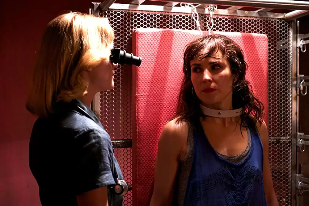 「ラプチャー 破裂」ノオミ・ラパスの画像