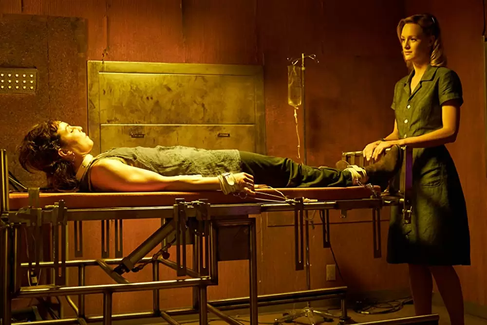 「ラプチャー 破裂」ノオミ・ラパス & ケリー・ビシェの画像