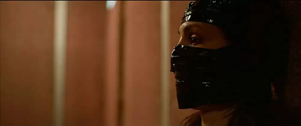 「ラプチャー 破裂」ノオミ・ラパスの画像