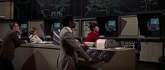 「地球爆破作戦」エリック・ブレーデン & マリオン・ロス & Georg Stanford Brown & スーザン・クラークの画像
