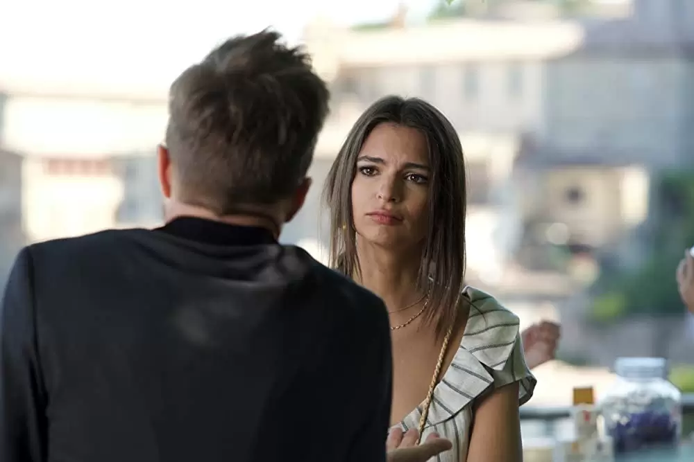 「インモラル・ルーム」アーロン・ポール & エミリー・ラタコウスキーの画像