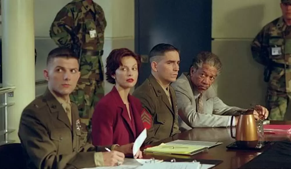 「ハイ・クライムズ」モーガン・フリーマン & アシュレイ・ジャッド & ジム・カビーゼル & アダム・スコットの画像