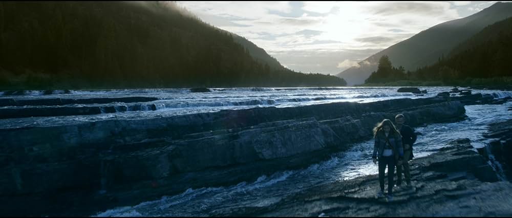 「ロックダウン 非常事態」の画像
