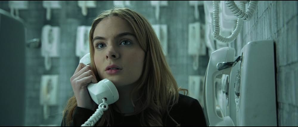 「ロックダウン 非常事態」の画像