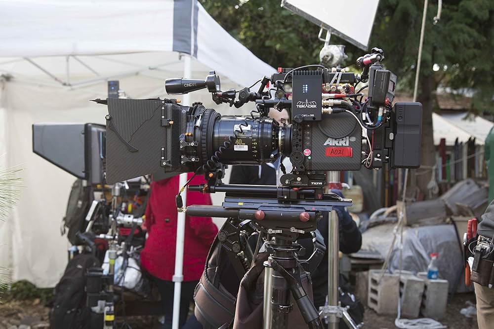 「ロックダウン 非常事態」の画像