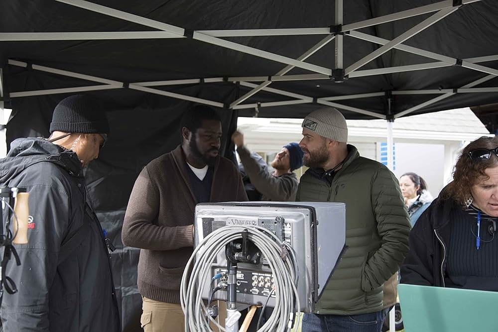 「ロックダウン 非常事態」の画像