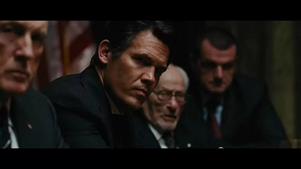 「ウォール・ストリート」ジョシュ・ブローリン & イーライ・ウォラックの画像