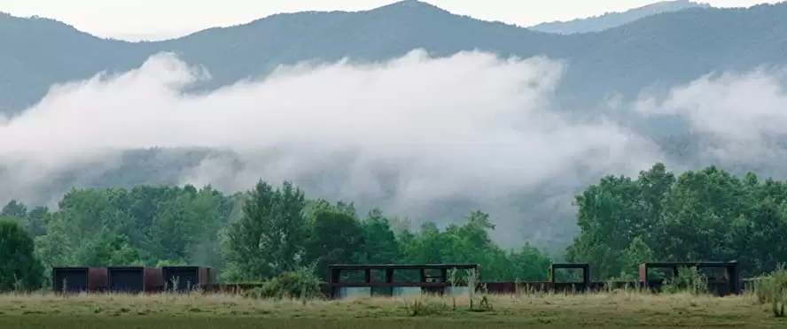 黒い箱のアリスの画像