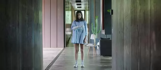 黒い箱のアリスの画像