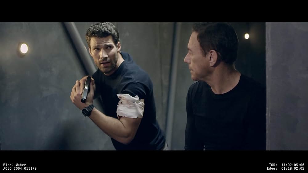 スティール・サンダーの画像