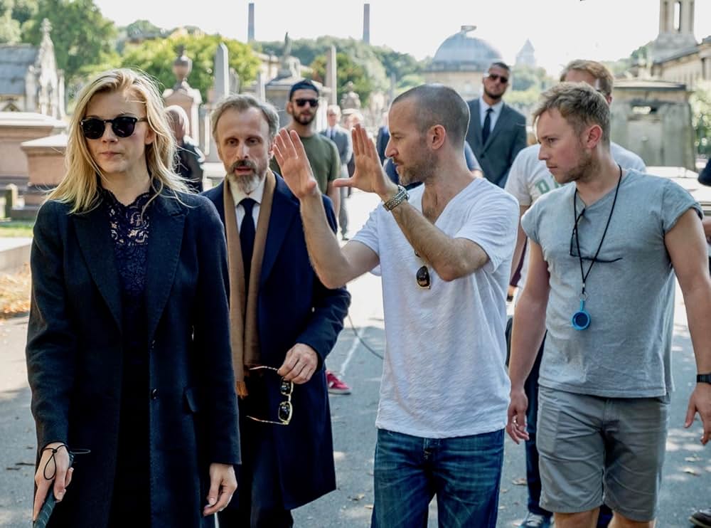 インビジブル 暗殺の旋律を弾く女の画像