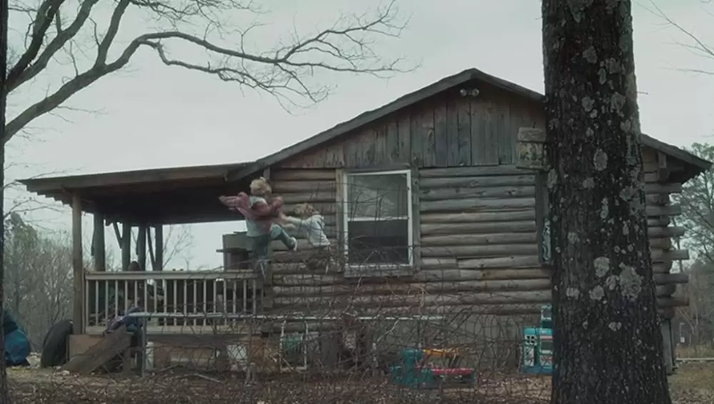 「ウィンターズ・ボーン」の画像