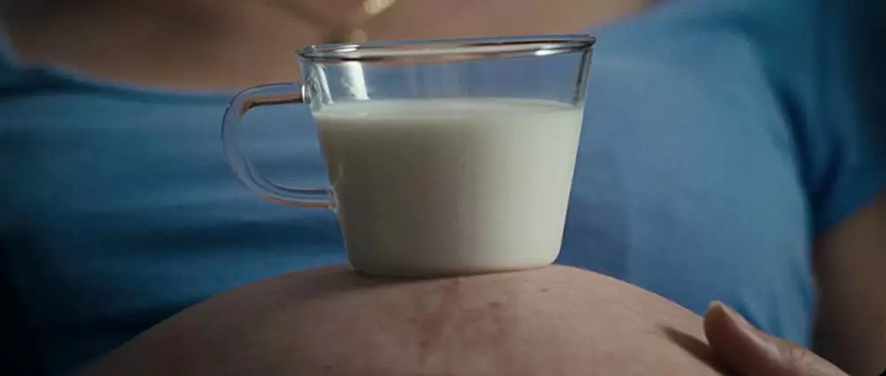 愛を複製する女の画像