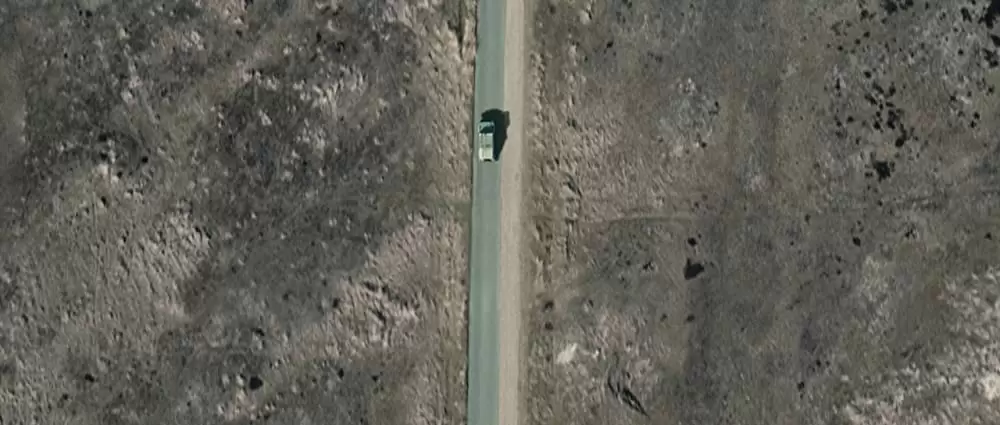 愛を複製する女の画像