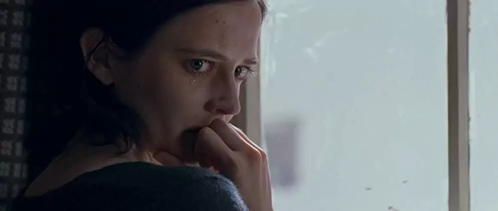 愛を複製する女の画像