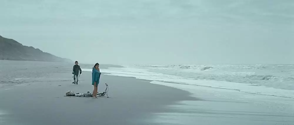 愛を複製する女の画像