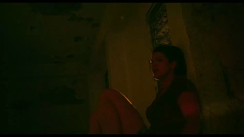 「ブライド・ウエポン」ジーナ・カラーノの画像