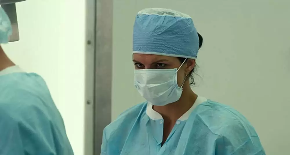 「ブライド・ウエポン」ジーナ・カラーノの画像