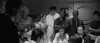 赤い波止場の画像