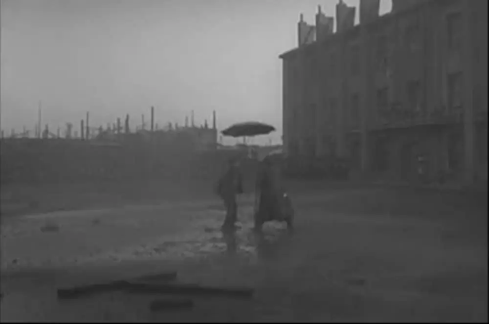 満員電車の画像