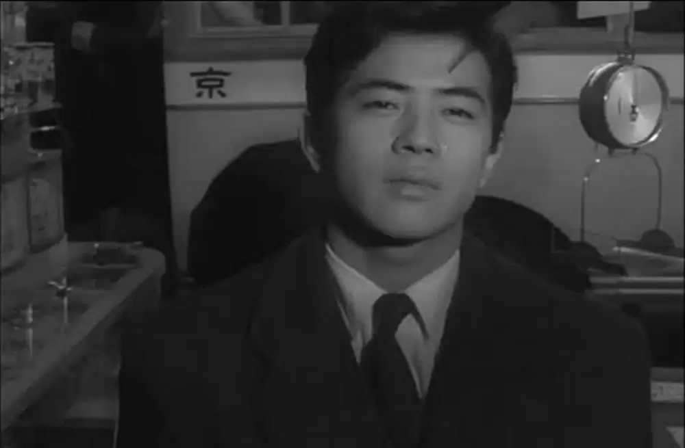 満員電車の画像