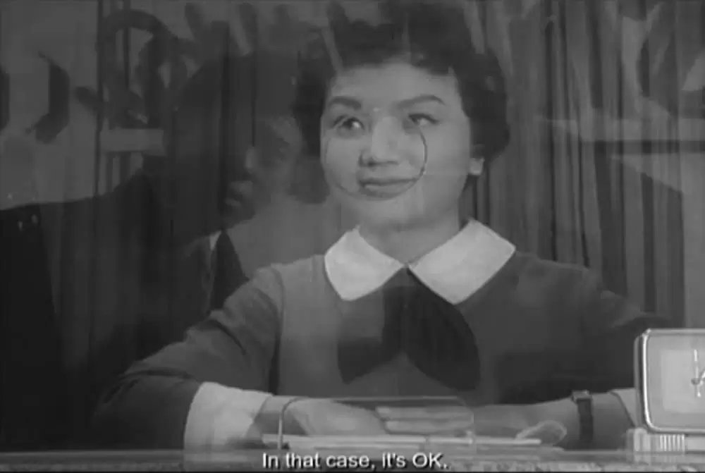 満員電車の画像