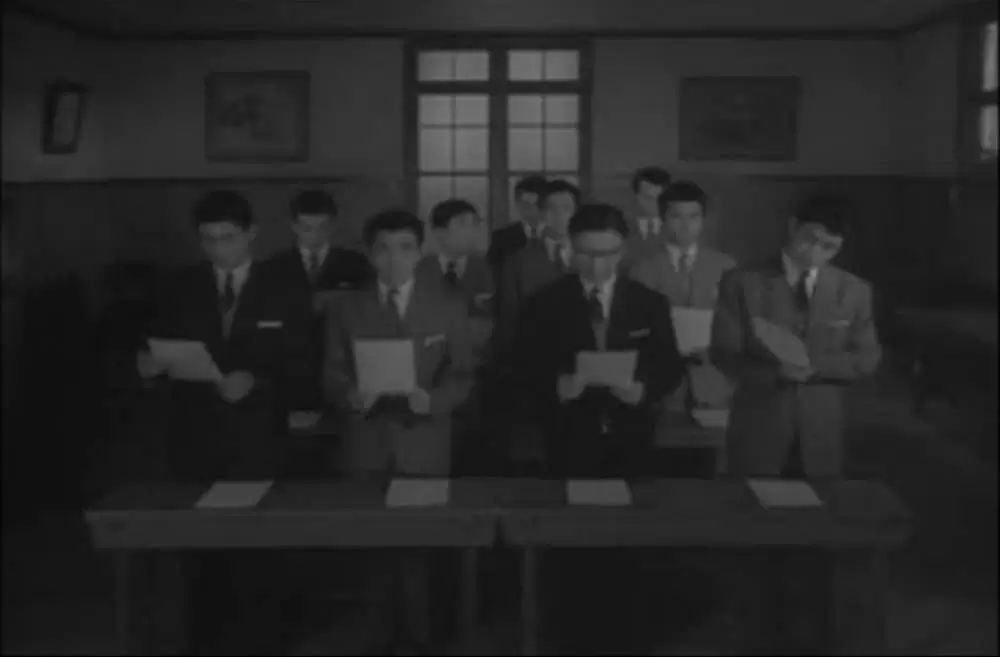 満員電車の画像