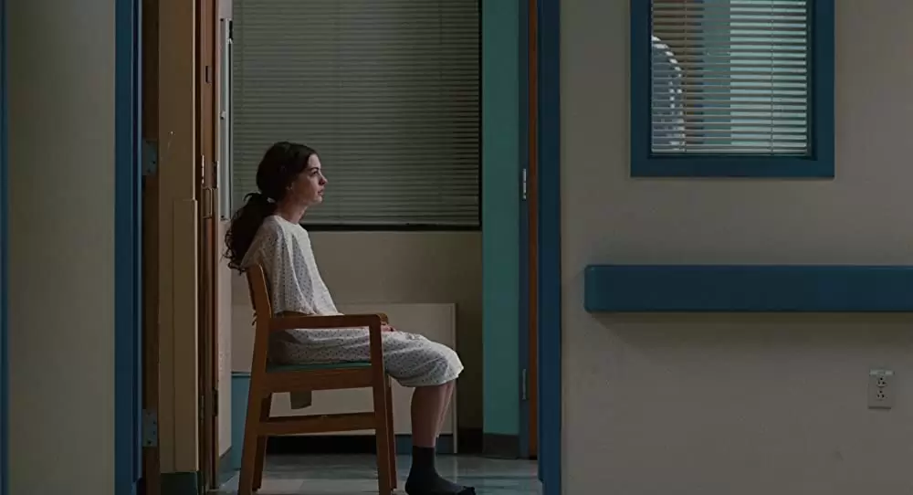 「ラブ&ドラッグ」アン・ハサウェイの画像