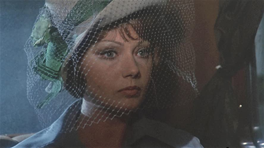 リサと悪魔の画像