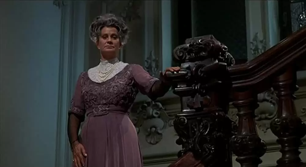 リサと悪魔の画像