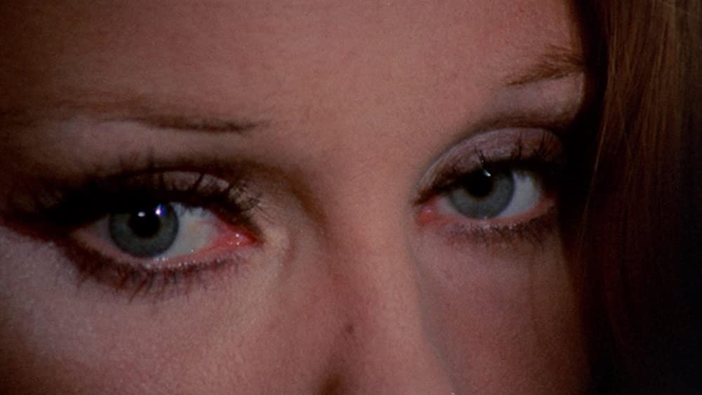 リサと悪魔の画像